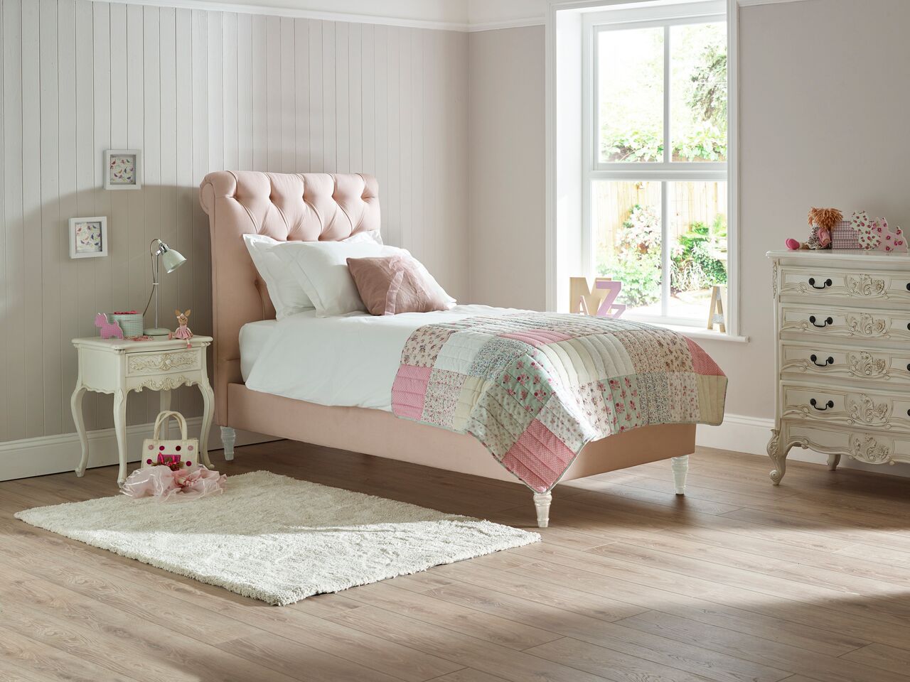 Single Beds Single Beds